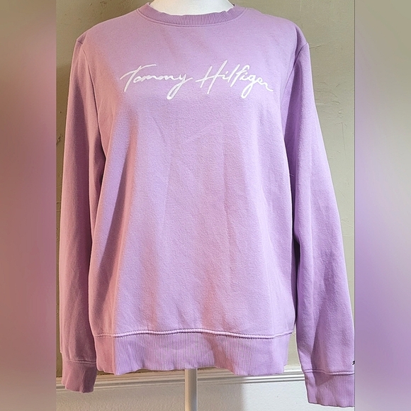 Tommy Hilfiger Sweatshirt, Size Large Long Sleeves, Light Purple - Picture 1 of 8
